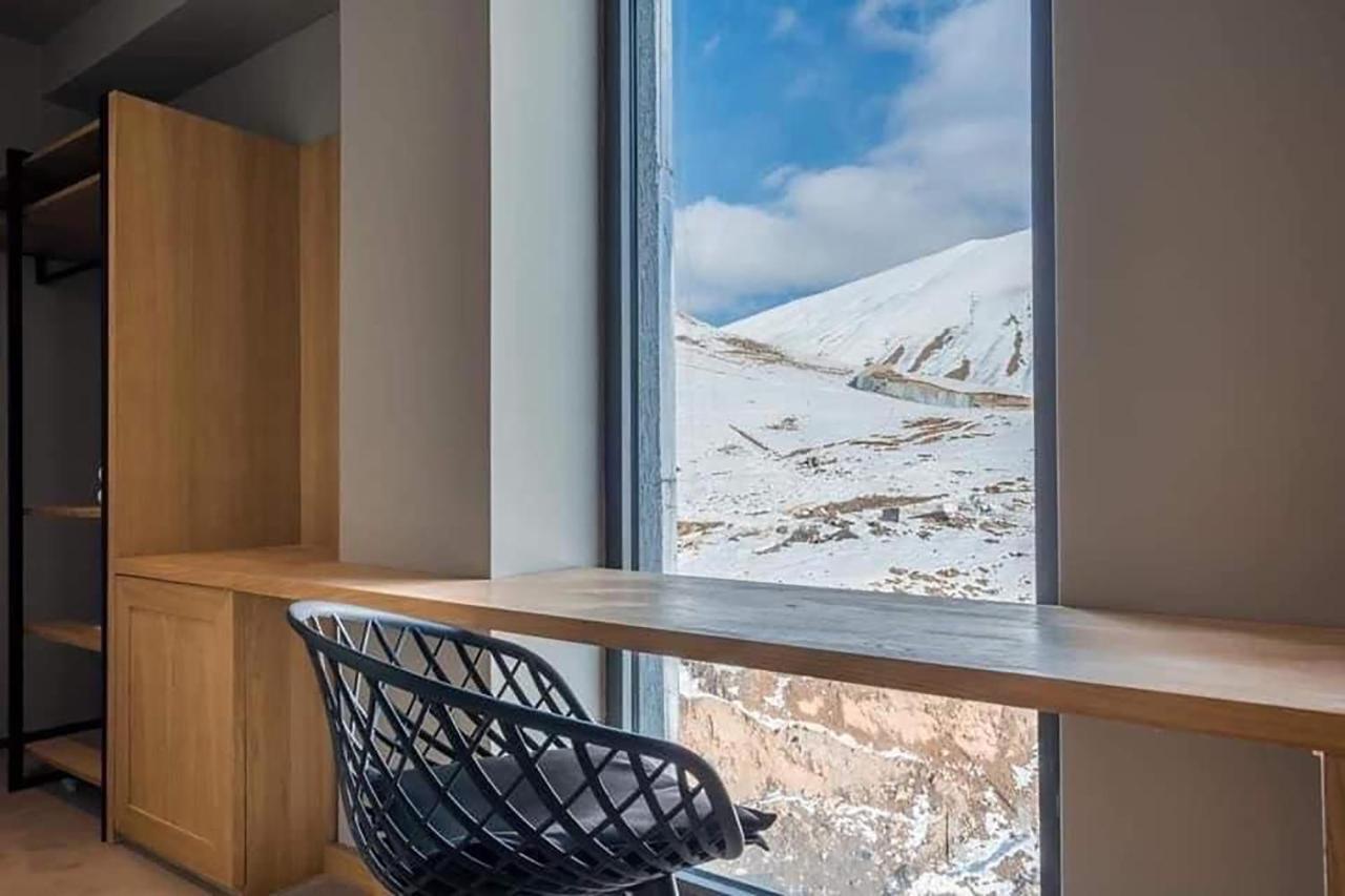 New Gudauri Atrium Daire Dış mekan fotoğraf